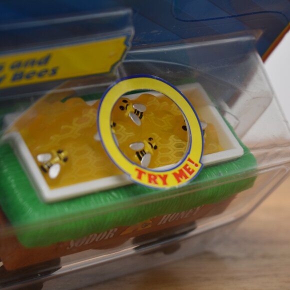 Thomas and the Buzzy Bees Sodor Honey Thomas & Friends Wooden Railway Train New - Picture 10 of 11
